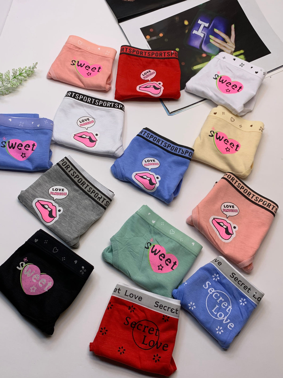 *Bundle Offer* Funky Print Strechable Cotton Underwears Q6015 (119)