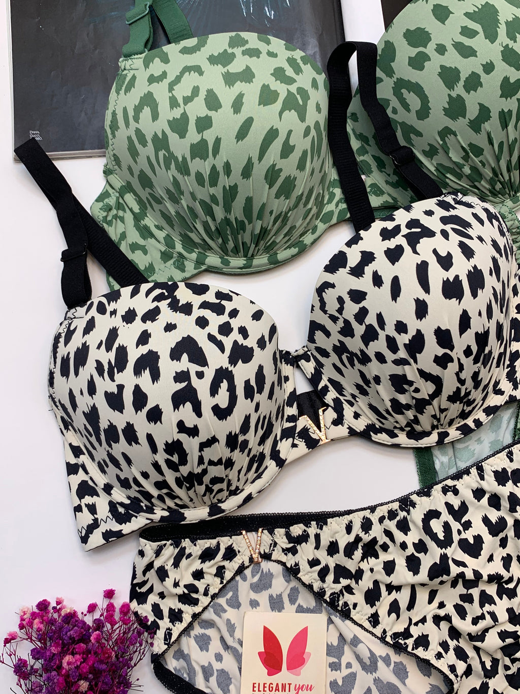 (38-44)D CupSize V BucklePadded Pushup Wire Bra&UnderwearComboA24073(R1)