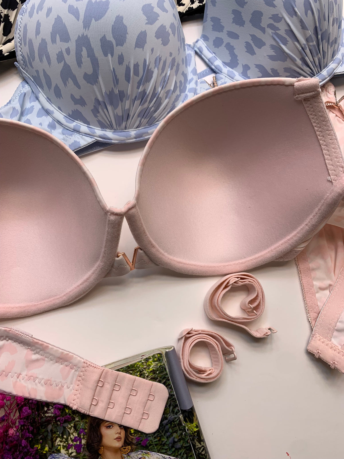 (38-44)D CupSize V BucklePadded Pushup Wire Bra&UnderwearComboA24073(R1)