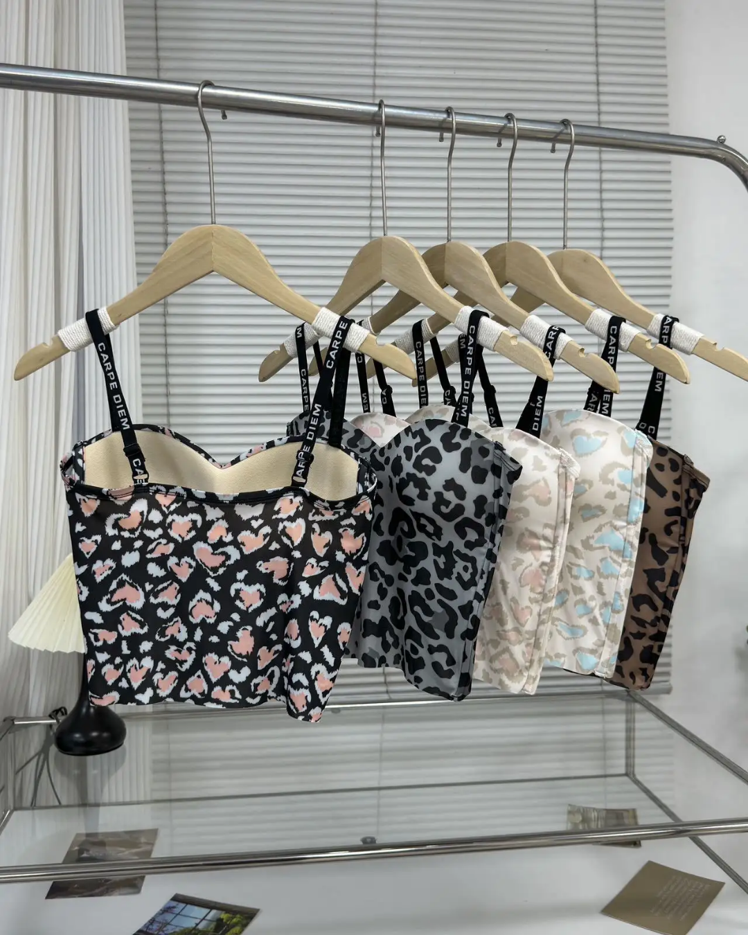 (34-40) Seamless Chittah Print Soft Pad Tank Top(002)*